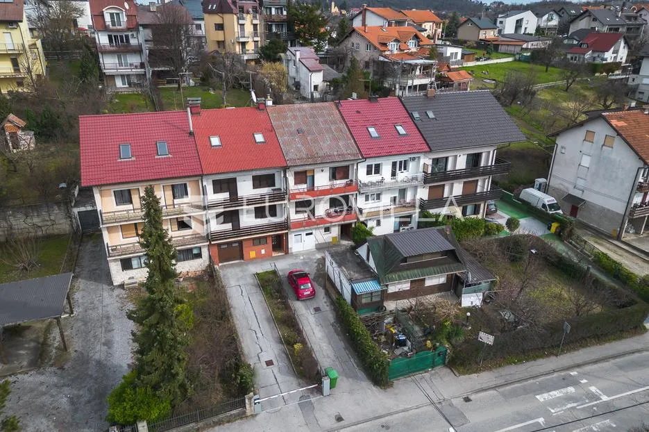zagreb, mlinovi, odlična kuća u nizu s vrtom, garaža - slika 33