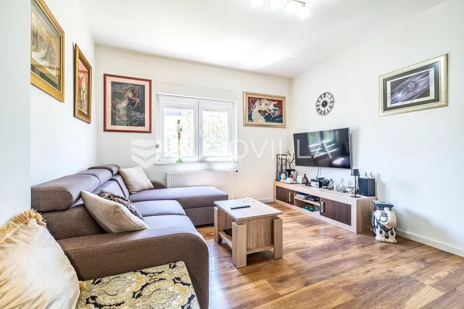 zagreb, maksimir, lašćina obiteljska kuća s 3 stana 350 m² - slika 2