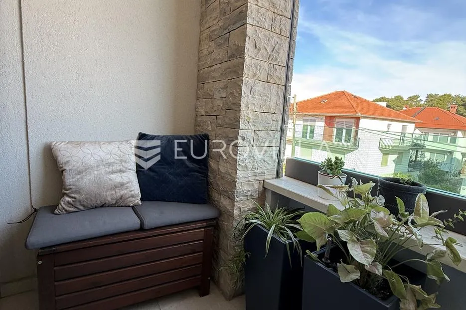 zadar, borik dizajnerski moderno uređen trosoban stan na prvom katu 96 m² - slika 25