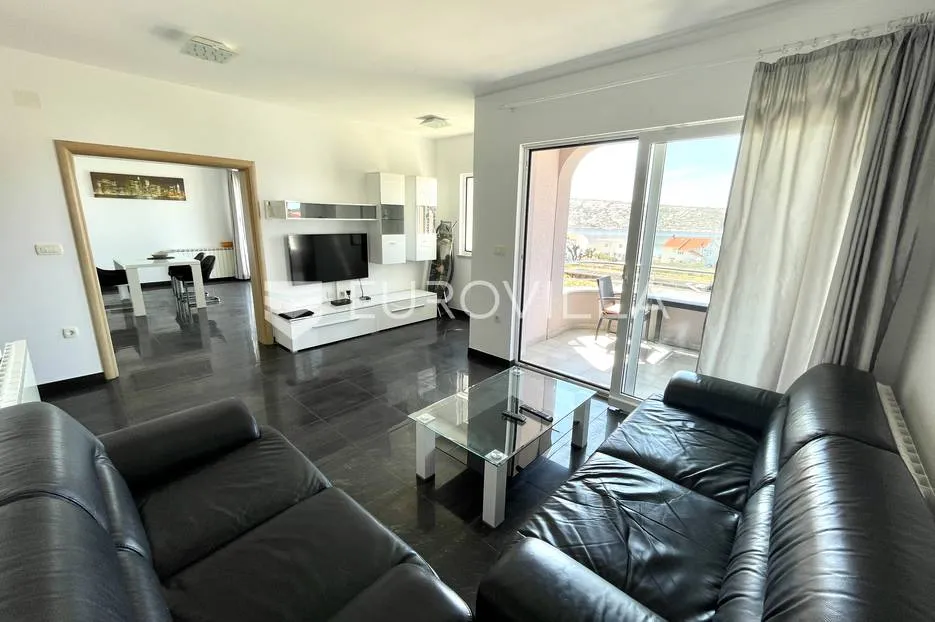 otok rab, barbat, predivna apartmanska vila - slika 14