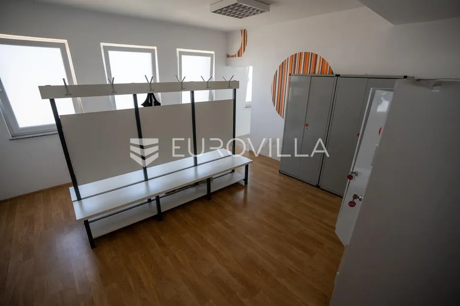 đakovo, industrijska zona, poslovna zgrada, 934 m² - slika 12