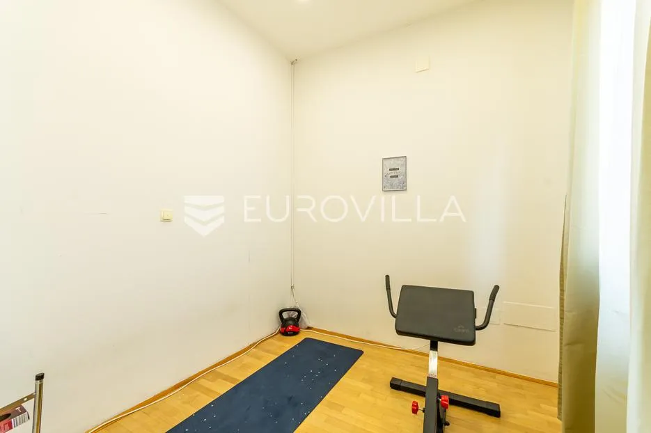 čakovec, centar, prekrasan četverosoban stan površine 145,69 m² - slika 7