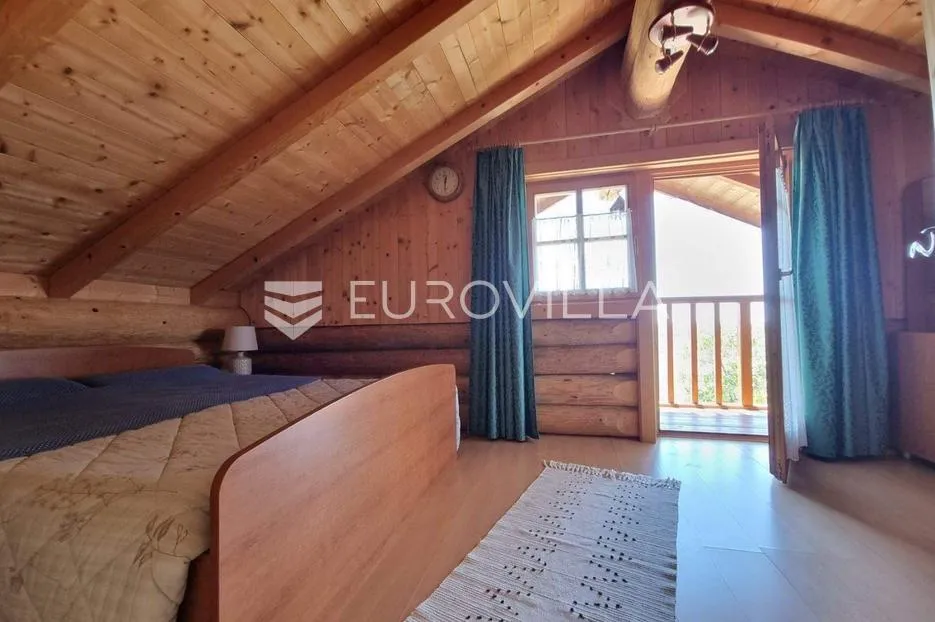 istra, kaštelir, šarmantna drvena kuća 117m2 s pogledom na more - slika 9