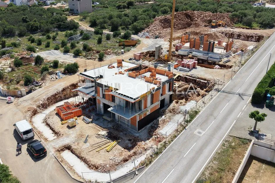 brač, supetar, jednosoban stan u prizemlju s vrtom - slika 21