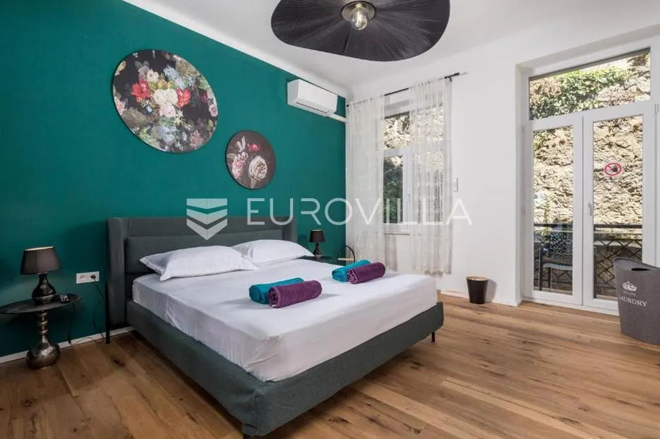 opatija, adaptiran stan 100 m², drugi red do mora, dva balkona - slika 9