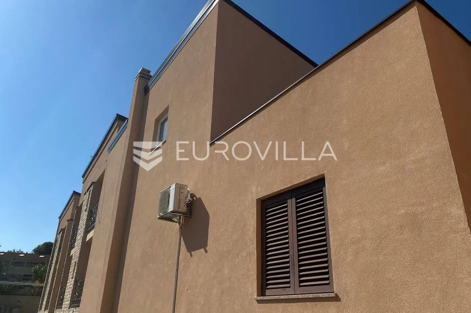 istra, rovinjsko selo, kuća u nizu od 90 m² u mirnom okruženju - slika 21