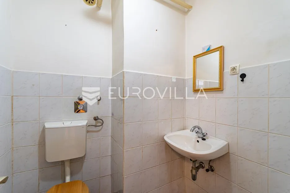 varaždin, centar, prostrani trosoban stan površine 82 m² s očaravajućim pogledom - slika 11