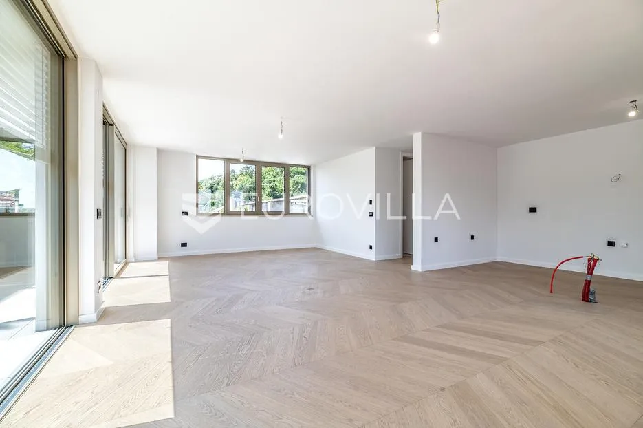 zagreb, medvedgradska, luksuzan četverosobni penthouse s bazenom 324 m² - slika 2