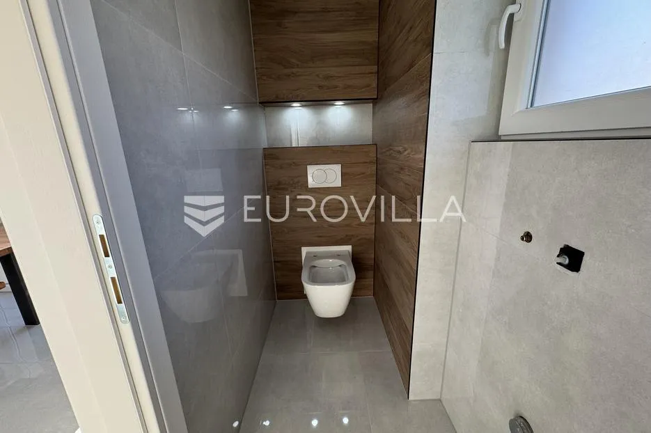 slavonski brod, naselje matije ivanića, kuća 190 m² - slika 10