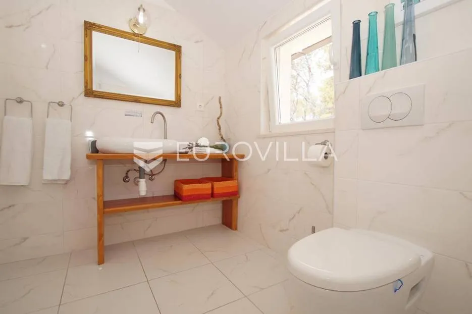 korčula, lijepa kuća u prvom redu do mora, 250m2 - slika 25