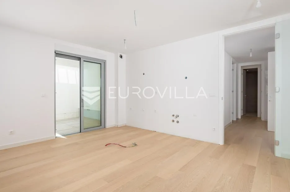 opatija, centar, dvosoban stan u novogradnji nkp 112 m2 - slika 15
