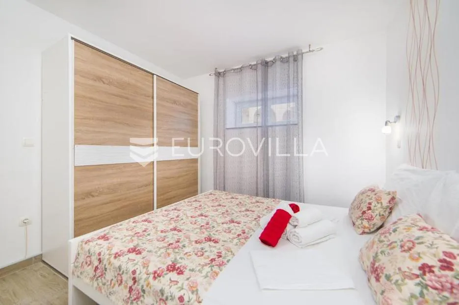 makarska, veliko brdo, prekrasna apartmanska kuća s bazenom - slika 18