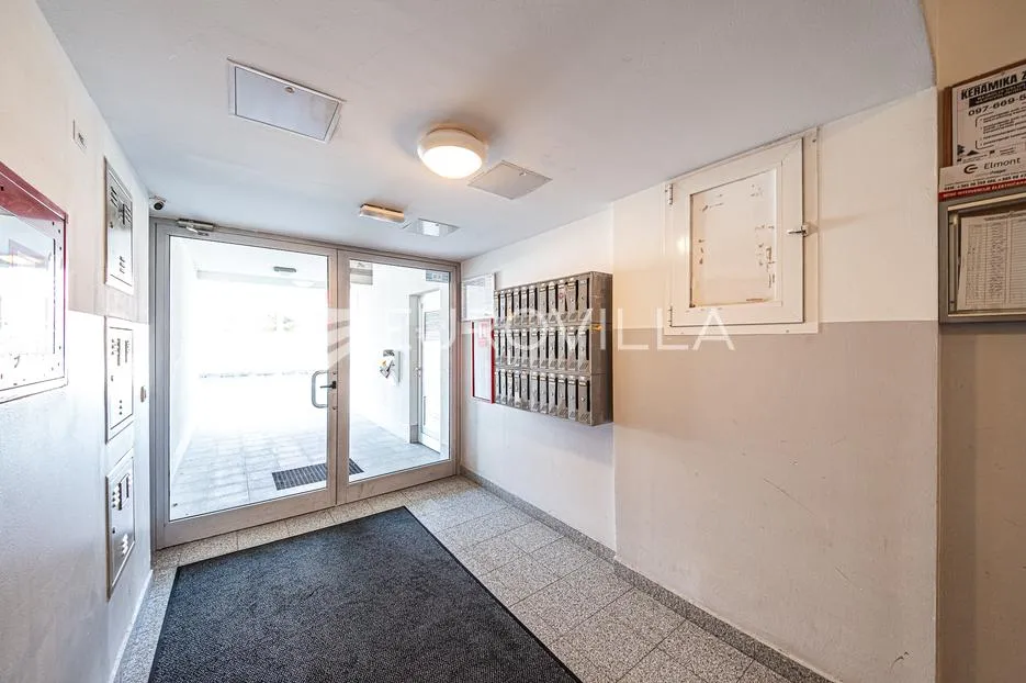zagreb, prečko, komforan dvosoban stan 51 m² - slika 12