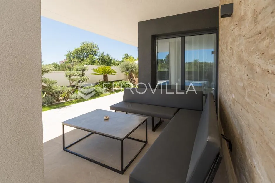 istra, medulin, moderna elegantna vila 200 m² blizu mora i plaža - slika 37