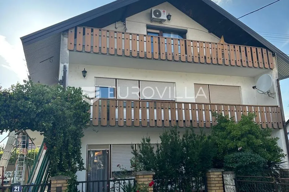 Županja, Prostrana samostojeća kuća s odličnim potencijalom
