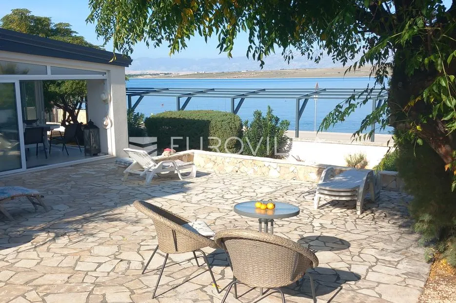 vir, jedinstvena kuća u prvom redu do mora, prilika za investiciju - slika 18
