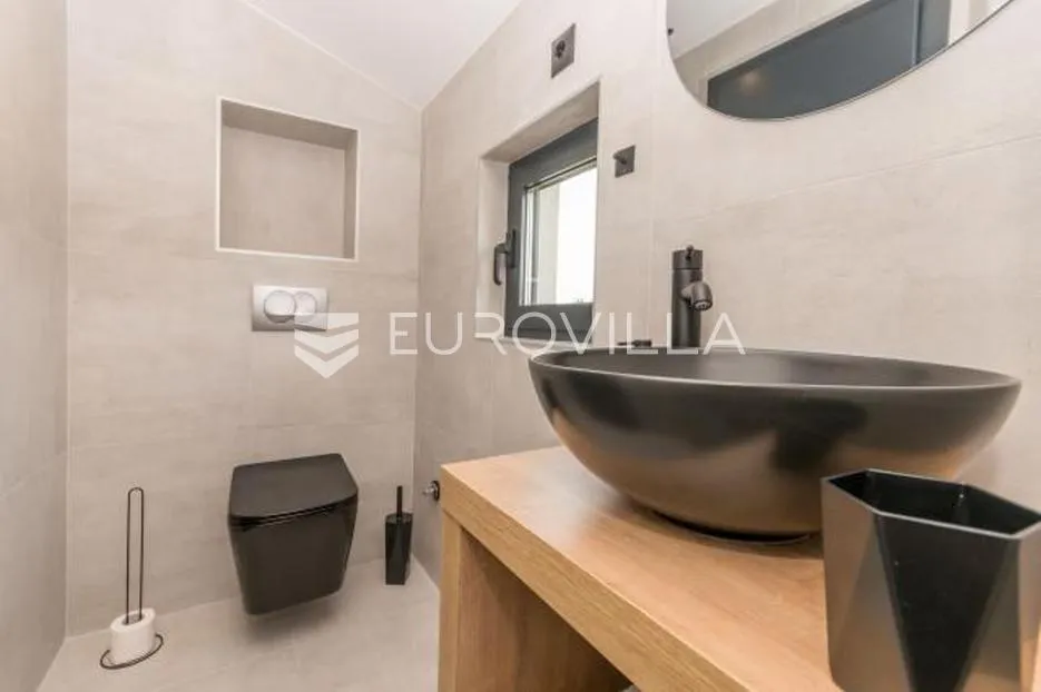 zadar, crno, moderna vila na predivnoj privatnoj lokaciji - slika 36