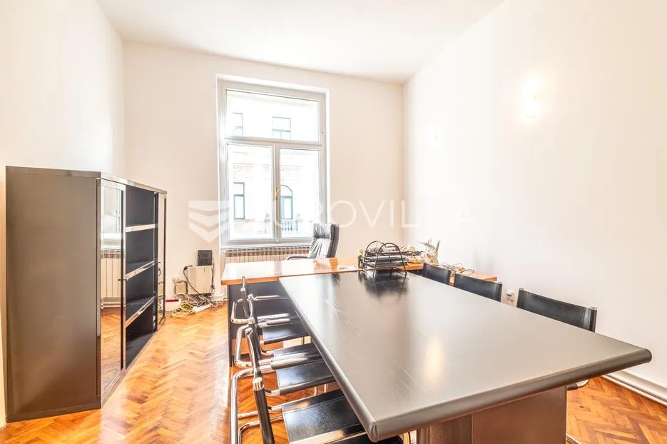 zagreb, palmotićeva, uređen poslovni prostor 97 m² - slika 2