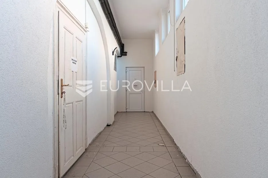 osijek, centar, prodaja, 2 poslovna prostora u centru grada - slika 21