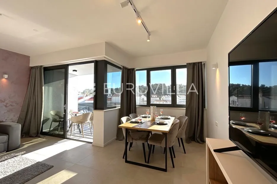 hvar, apartmanska vila sa pet uređenih apartmana - slika 62