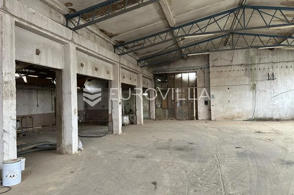 požega, alaginci, prostrana hala od 650 m² - slika 2