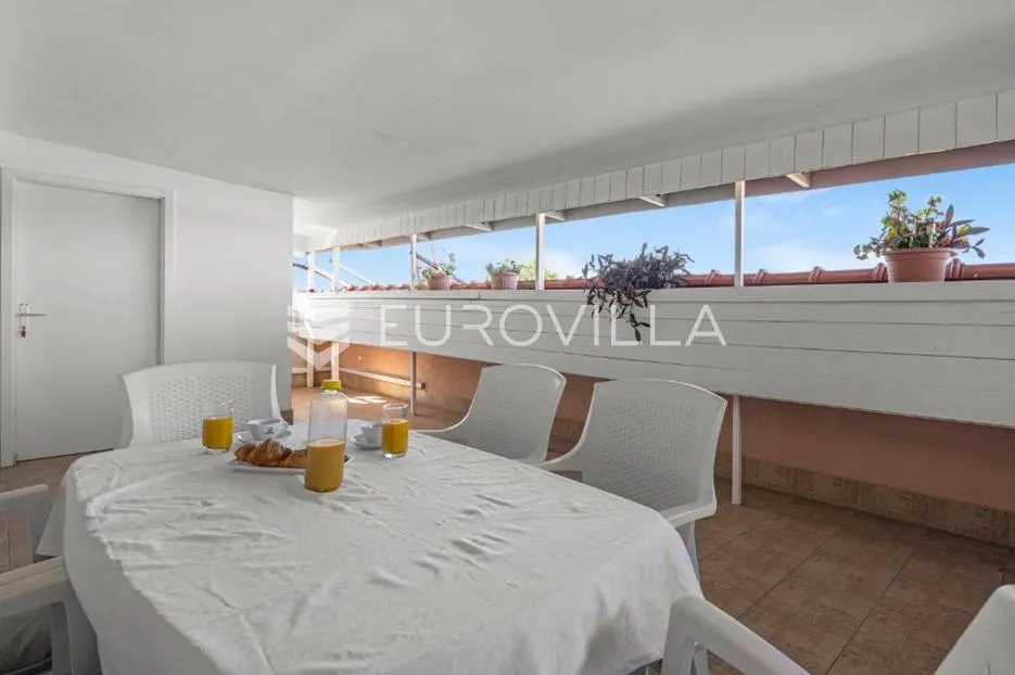 skradin, dubravice, kuća sa 7 apartmana i velikim bazenom, 760 m² - slika 46