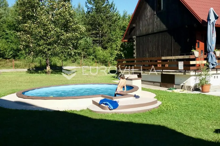 plitvička jezera, rudanovac, iimanje s tri objekta i bazenom u blizini nacionalnog parka - slika 19