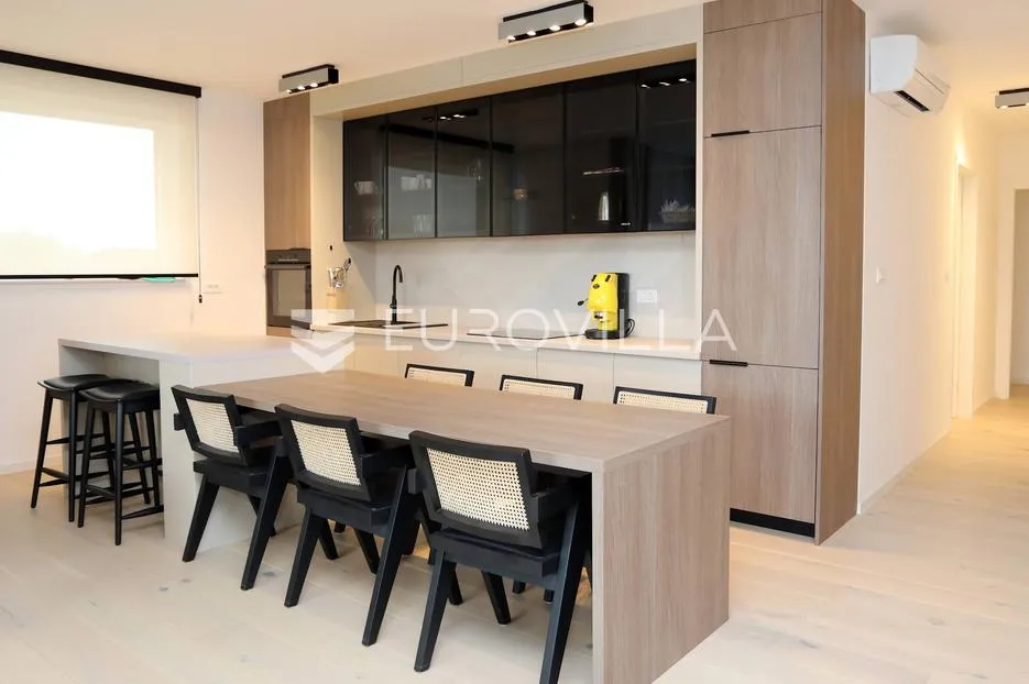 istra, pula, luksuzni penthaus 162 m² s pogledom more na top lokaciji - slika 6