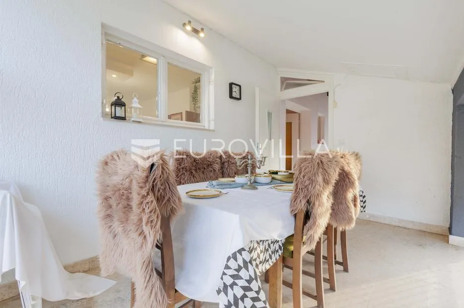 istra, pula, stan 3 spavaće sobe, vrt, parking, 165 m² - slika 5