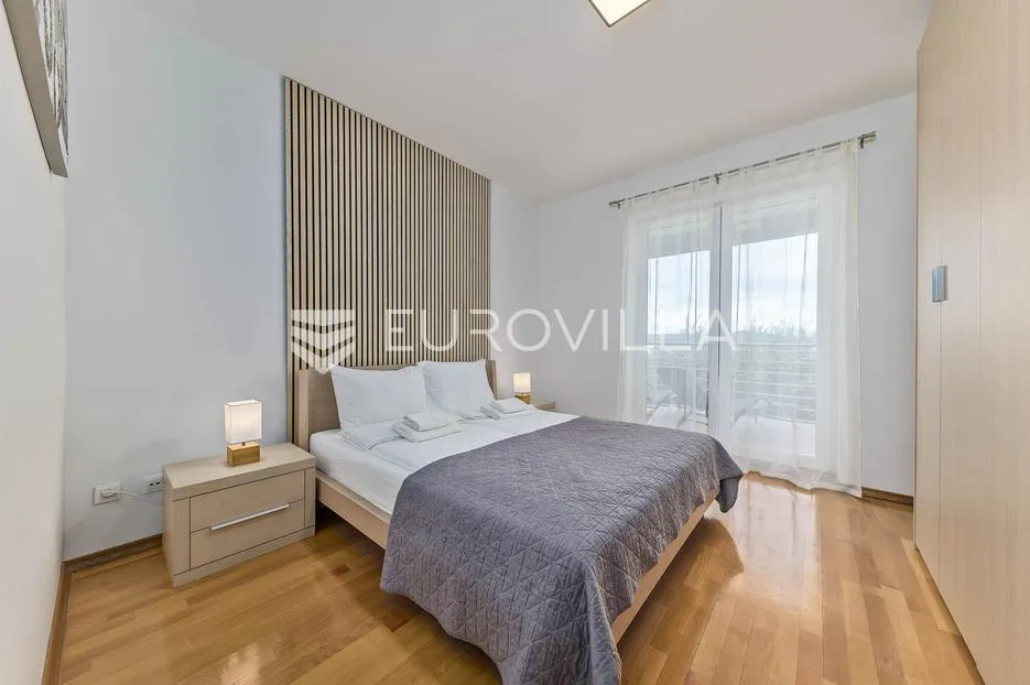 selce, zimski najam, prostrani dvosobni apartman površine 75 m² s pogledom na more - slika 8