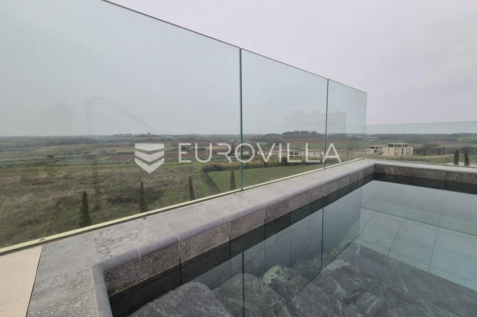 istra, savudrija, luksuzna vila u prestižnom resortu s privatnim bazenom - slika 6