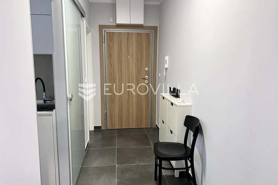 novi zagreb, utrine, elegantan, novoadaptiran dvosoban stan od 57 m² na 1. katu - slika 11