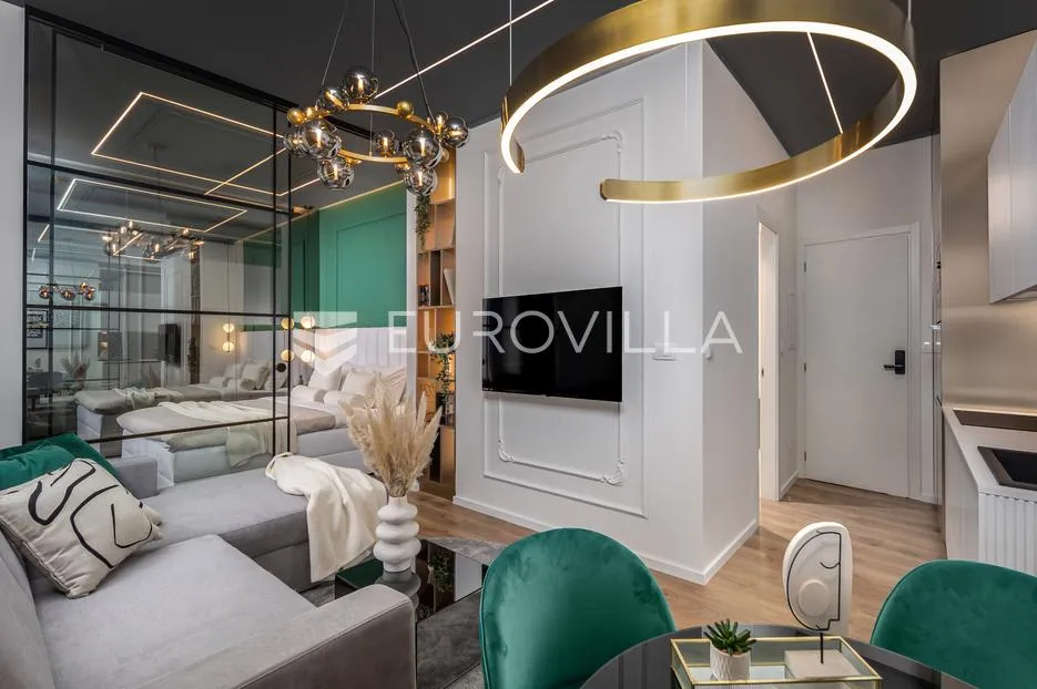 rijeka, centar, novouređen luksuzan stan 105 m² s tri apartmana - slika 1