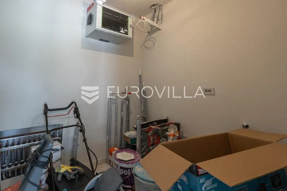 istra, vabriga, vila s pogledom na more i masline - slika 14