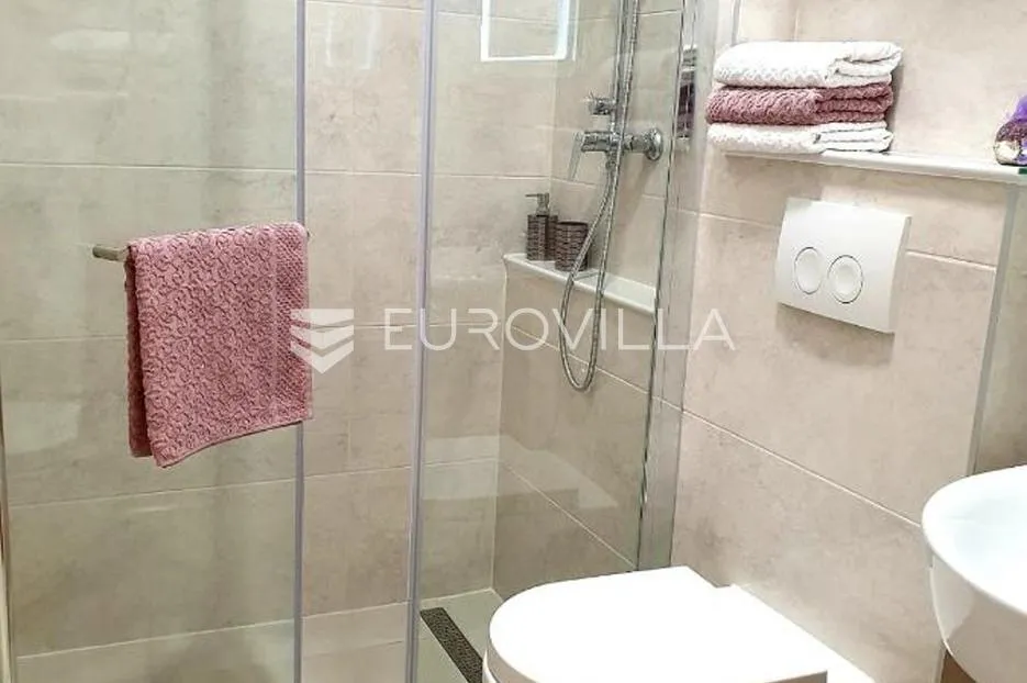 omiš, marušići, apartmanska kuća - slika 16