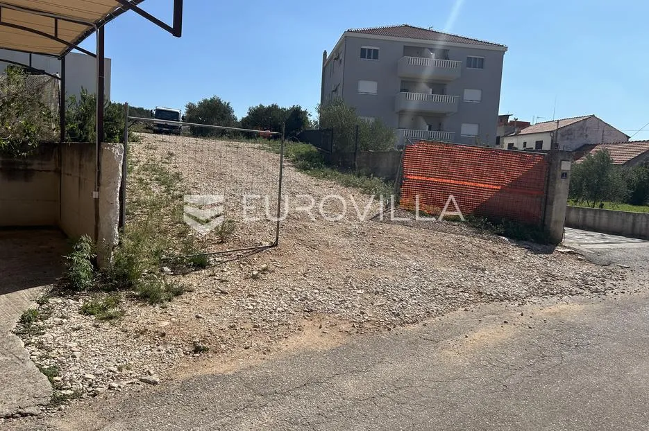 trogir, okrug gornji, stara kuća u nizu površine 150 m² - slika 8
