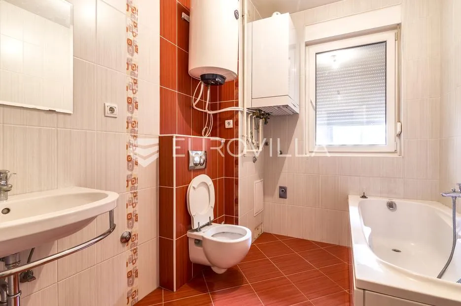 zagreb, vrapče, jačkovina, četverosoban dvoetažan stan 173 m² - slika 9