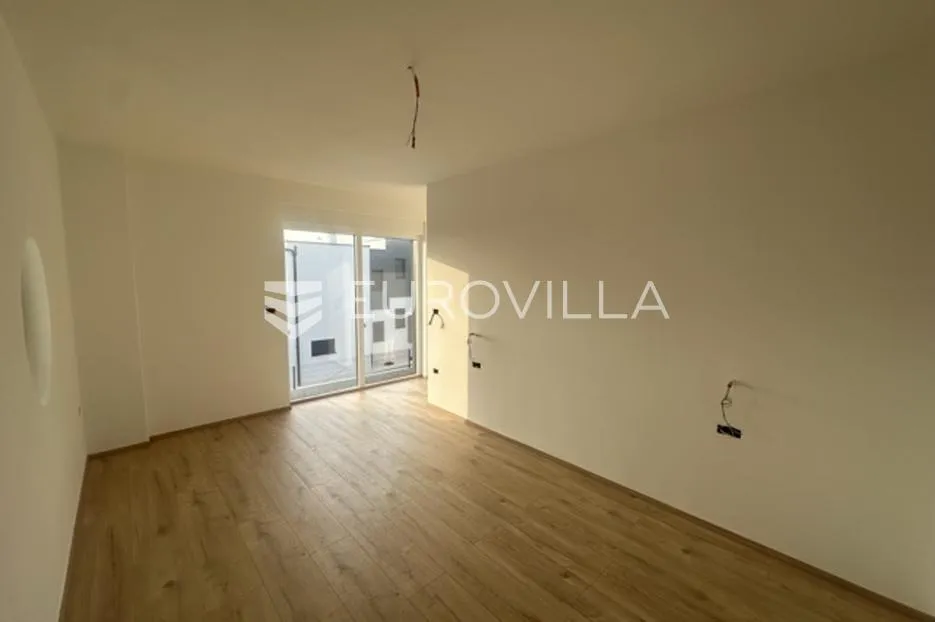 istra, ližnjan, dvojna kuća 150 m² s pogledom more, bazenom i uređenom okućnicom - slika 18