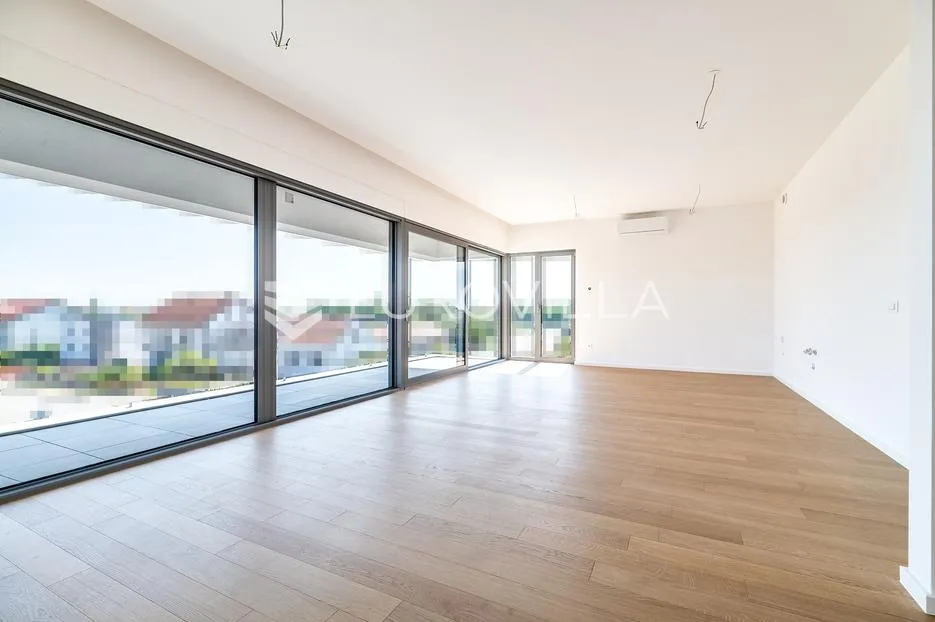 velika gorica, prekrasan četverosoban stan 115 m² - slika 2