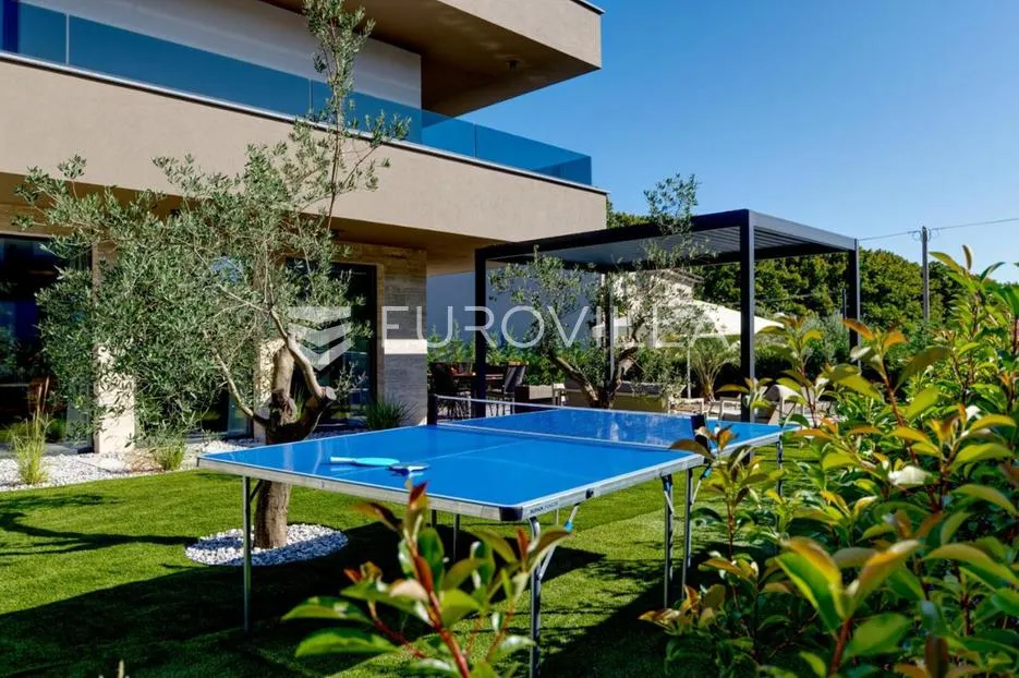 istra, marčana, moderna vila s bazenom i wellness oazom - slika 7