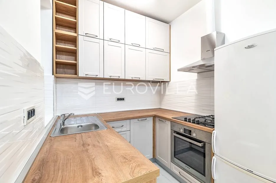 zagreb, donji grad, novouređen uredski poslovni prostor 63 m² - slika 6