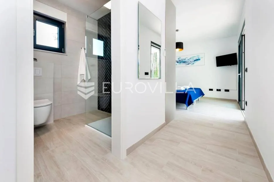 istra, rovinj, prekrasna moderna nova villa 139 m² sa bazenom - slika 19
