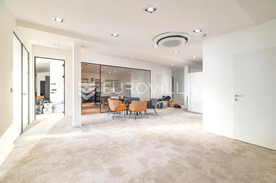 zagreb, radnička, moderan poslovni prostor 430 m² na 7. katu poslovne zgrade - slika 2