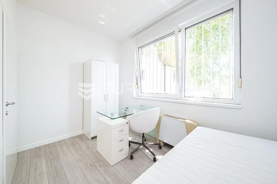 zagreb, remete, predivan četverosoban stan površine 176 m² - slika 19