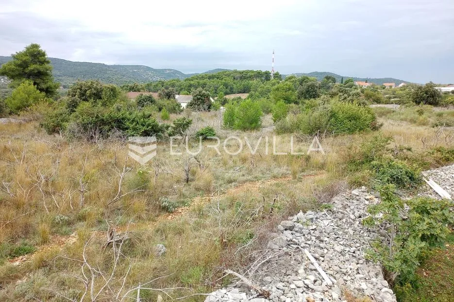 brač, donji humac, zemljište u gospodarskoj zoni - slika 8