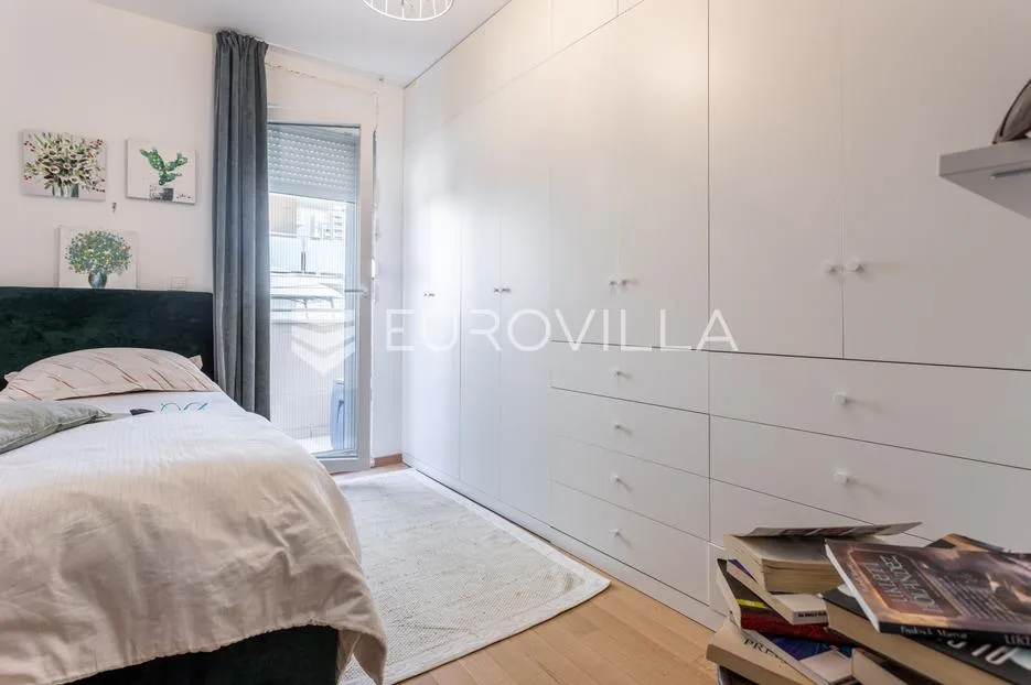 žnjan, moderan penthouse s prekrasnim pogledom na more - slika 17