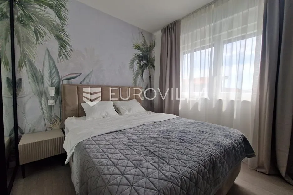 vir, predivna moderna vila s bazenom u centru mjesta, vrhunska lokacija, 450 m od mora - slika 65