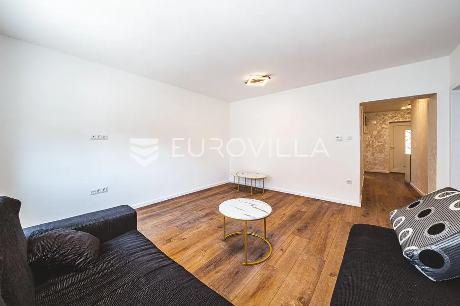 dubrava, zgrada s četiri stambene jedinice 339,17 m², podruma i šest parkirnih mjesta - slika 37