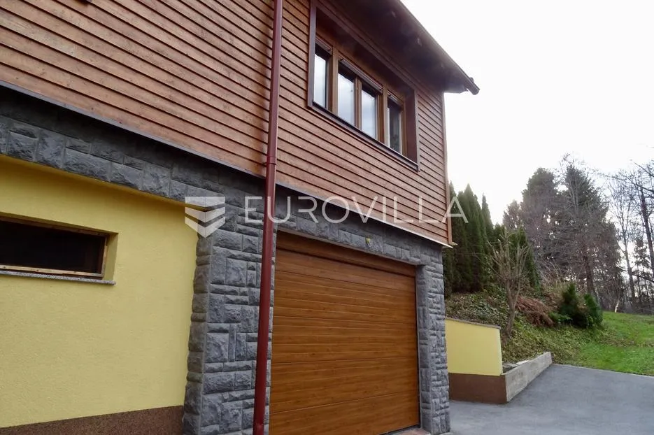 brod moravice, veliko imanje površine 19.448 m² - slika 31