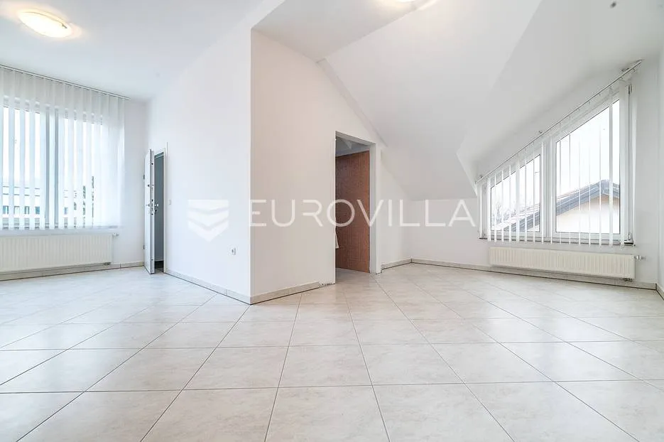 zaprešić, stambeno poslovna kuća 950m2 sa skladišnom halom, vrhunska lokacija - slika 9